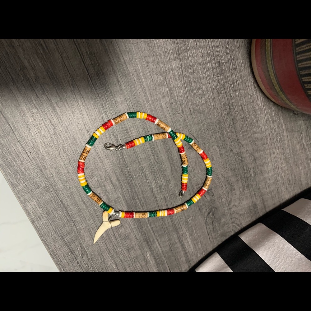 Necklace - Picture 3 of 4